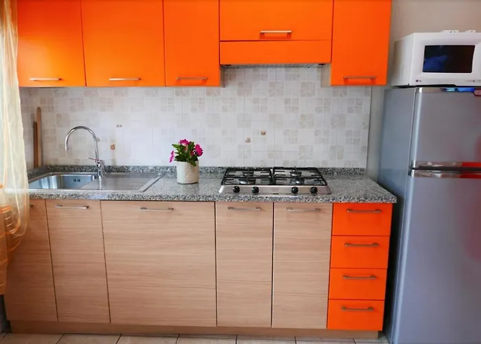 Krystall * ביביונה