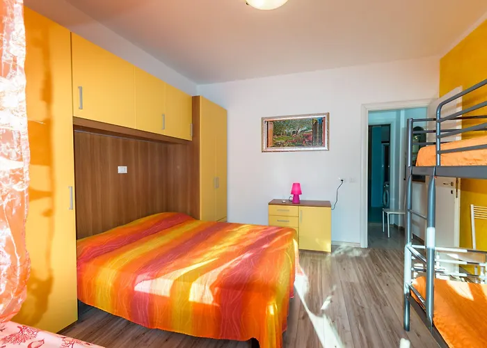 בית נופש Krystall ביביונה